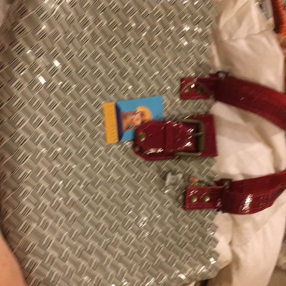 Nahum Olin new bag